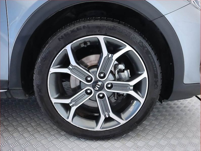 Kia XCeed (2020) 1.4 T-GDI, Automat, Serv.kniha - fotka 15 z 19