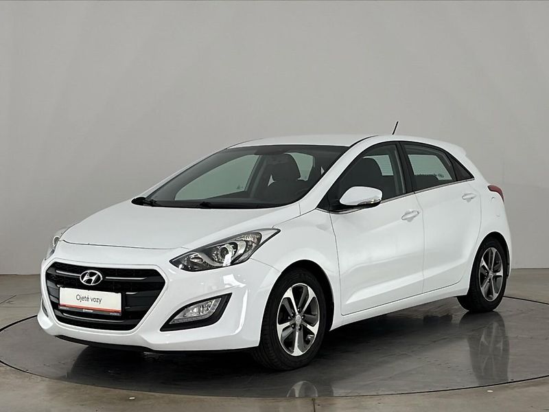 Hyundai i30 Hatchback - fotka 1 z 27