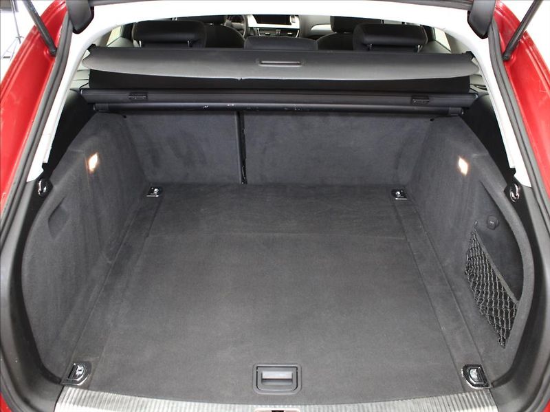 Audi A4 1,8 TSi 118kW MT Avant ČR - fotka 20 z 21