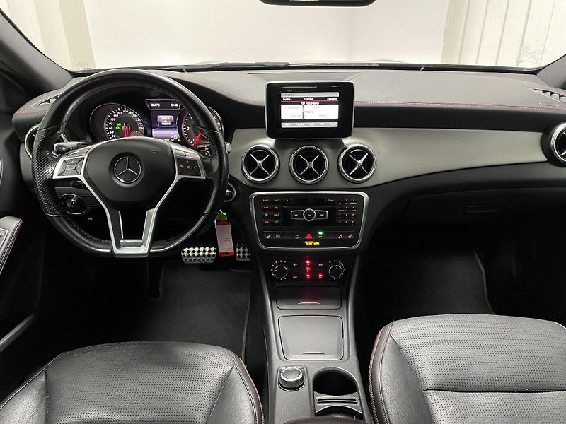 Mercedes-Benz GLA 220 CDi 4M AT ČR 1.MA.SERVISKA - fotka 21 z 24