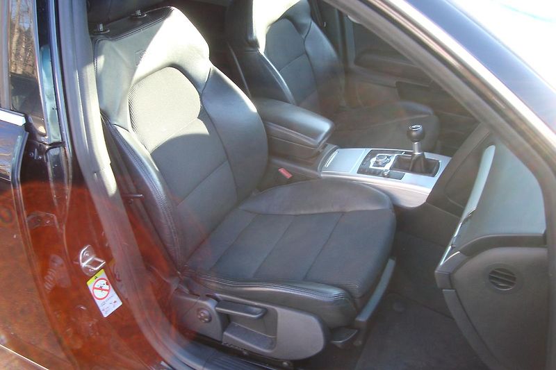 Audi A6 (2010) Avant 2.7 TDi, S-Line, Nová ST - fotka 37 z 56