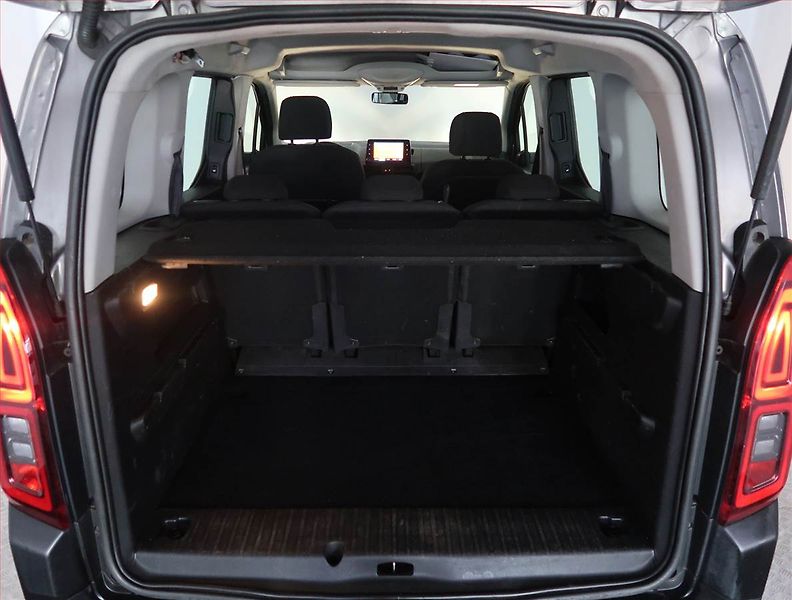 Citroën Berlingo (2019) Feel 1.5 BlueHDi, 5Míst, ČR - fotka 14 z 17