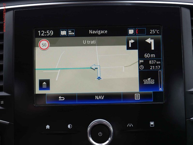 Renault Mégane (2019) 1.5 dCi, Navi - fotka 18 z 21