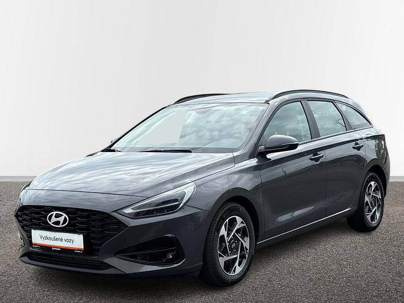 Hyundai i30 Smart DCT - fotka 1 z 25