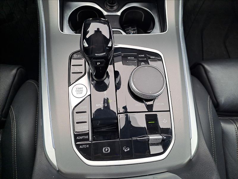 BMW X5 xDrive 30d M-Paket ČR - fotka 22 z 23