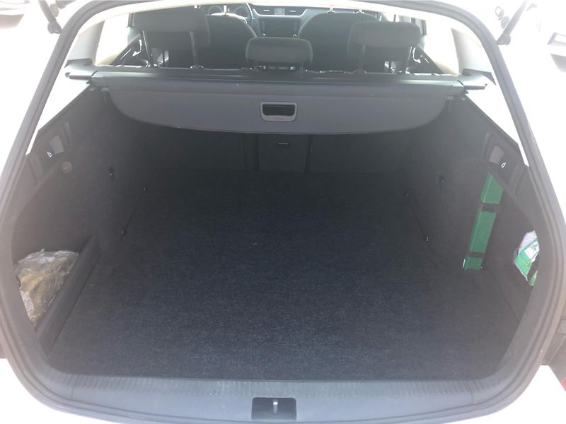 Škoda Octavia Combi 1.5 TSI G-Tec DSG - fotka 13 z 29