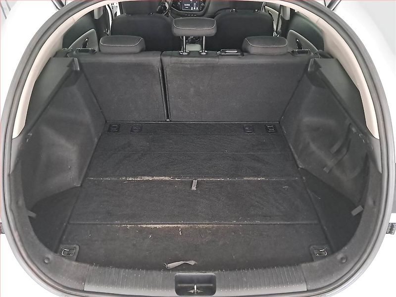 Kia Ceed (2018) 1.6 GDI, ČR,1.maj, Serv.kniha - fotka 14 z 17