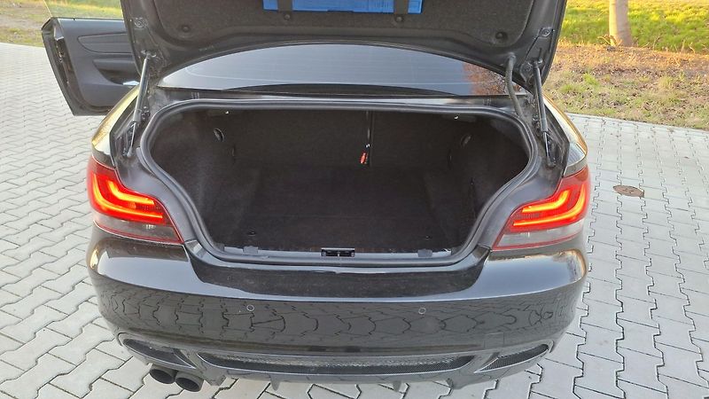 BMW Řada 1 135i e82 Mpacket - fotka 7 z 43
