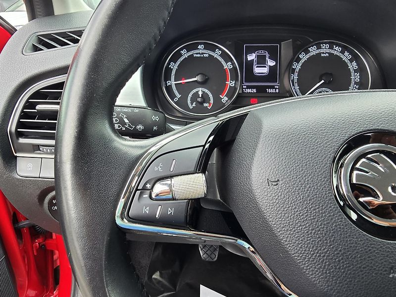Škoda Fabia 1.0TSI 70KW TOUR SmartLink ČR - fotka 29 z 31