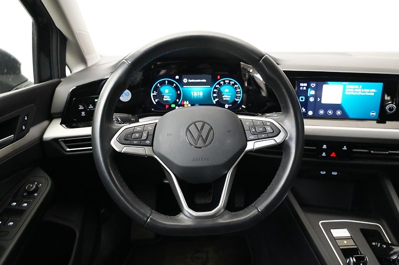Volkswagen Golf - fotka 19 z 28