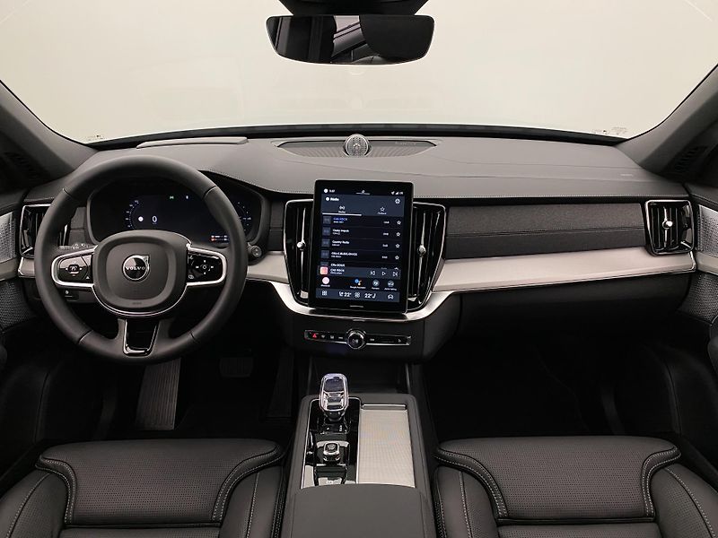 Volvo XC90 (2025) T8 AWD RECHARGE BLACK EDITION  - fotka 2 z 80