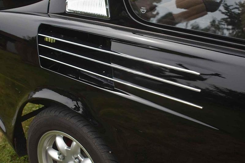Škoda 110 R ve stylu Porsche je pozoruhodný automobil.