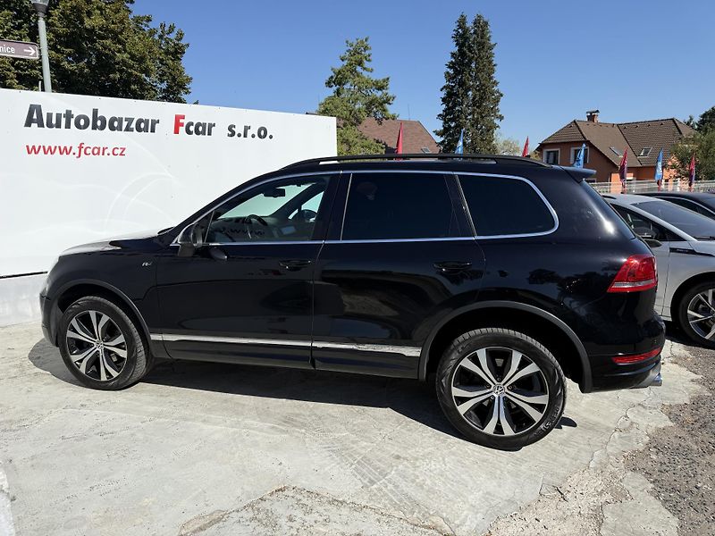 Volkswagen Touareg (2011) 3.0TDI R line 180kW - fotka 6 z 25