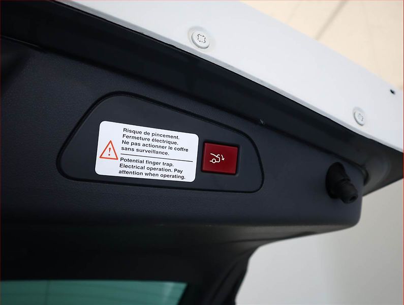 Peugeot 508 (2013) 2.0 HDi, Serv.kniha, Navi - fotka 18 z 19
