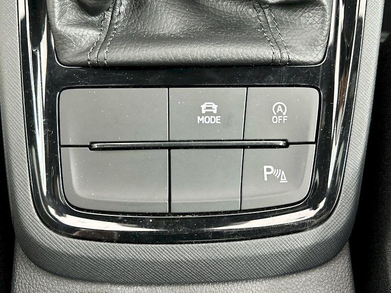 Škoda Scala (2025) DSG 1.5TSI 110kW Monte Carlo - fotka 24 z 34