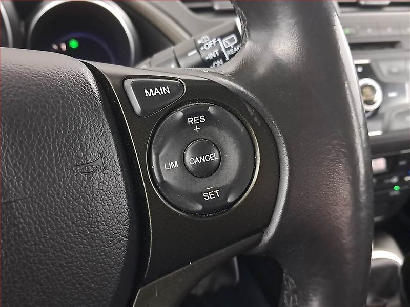 Honda Civic (2013) 1.8 i-VTEC, Tempomat - fotka 15 z 17