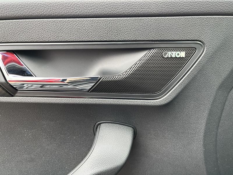Škoda Karoq SPORTLINE 1,5TSI DSG 110kW - fotka 19 z 24