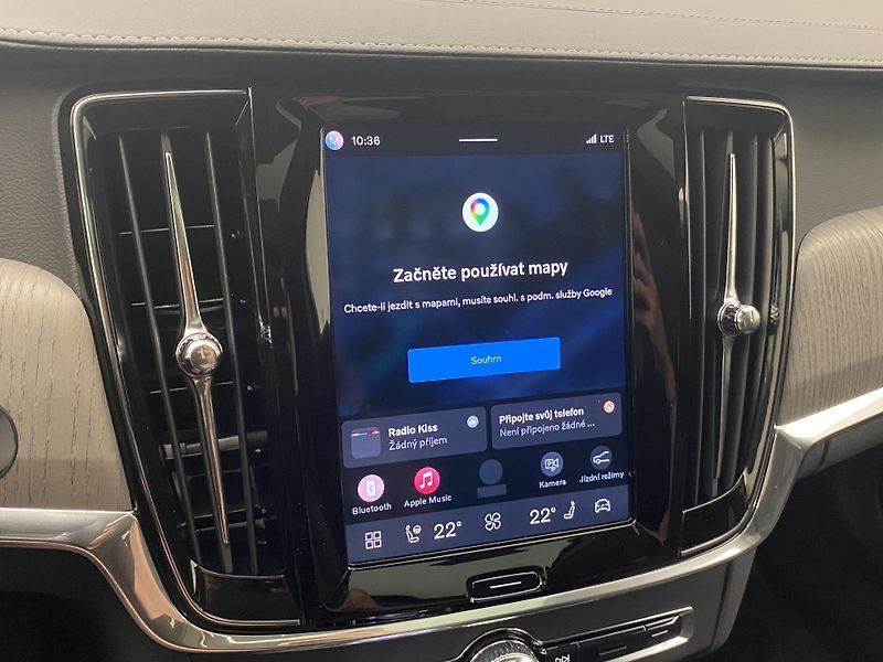 Volvo V90 T8 AWD RECHARGE BRIGHT ULTRA - fotka 42 z 58