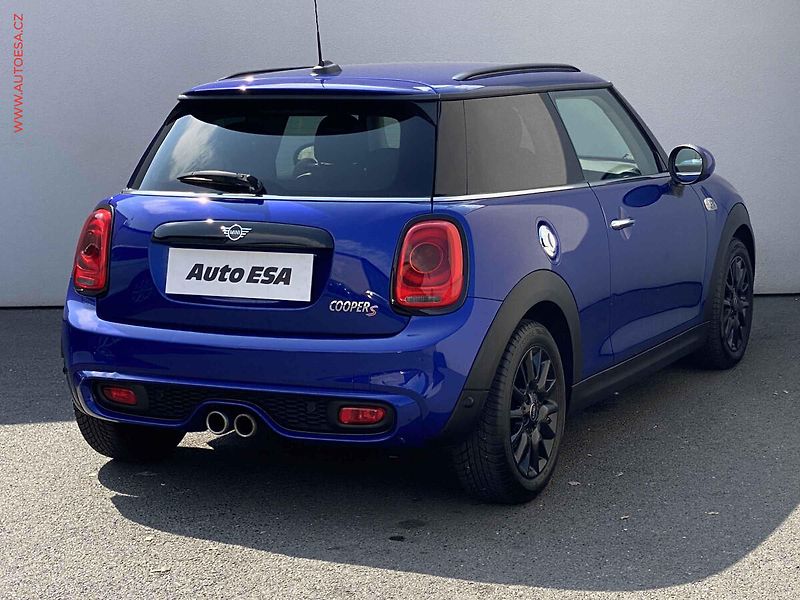 Mini Cooper S (2018) 2.0i, ČR, autoAC - fotka 4 z 18