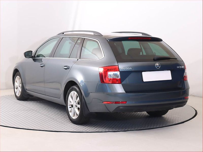 Škoda Octavia (2019) Style 1.6 TDI, Automat - fotka 4 z 20