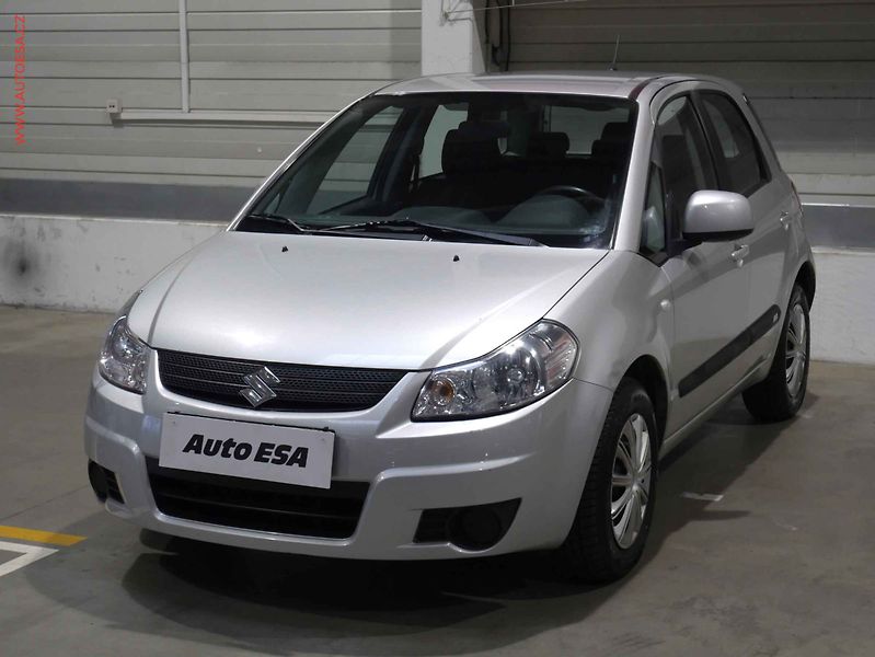 Suzuki SX4 (2007) 1.6i, ČR, AC, TZ - fotka 3 z 16