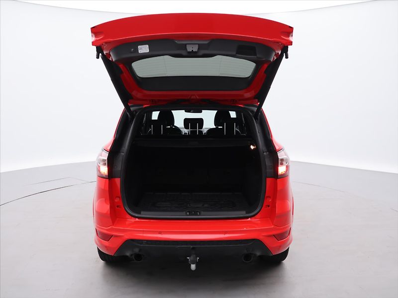 Ford Kuga 2.0 TDCi 132kW AWD ST-Line - fotka 9 z 29