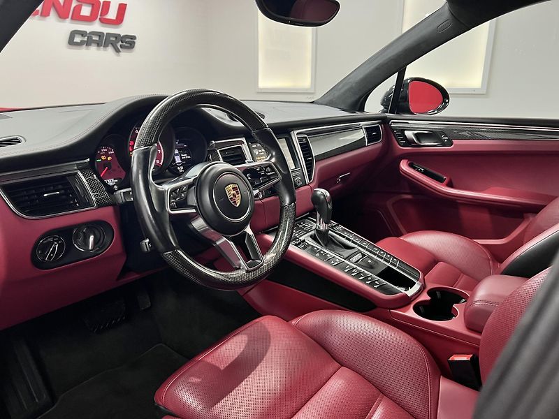 Porsche Macan Turbo 3.6 V6, 294 kW, Původ ČR - fotka 19 z 43