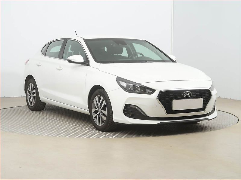 Hyundai i30 (2018) 1.0 T-GDI, Tempomat - fotografie inzerátu