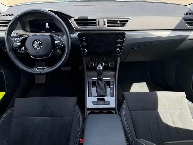 Škoda Superb 2,0 TDI STYLE DSG FL - fotka 7 z 19