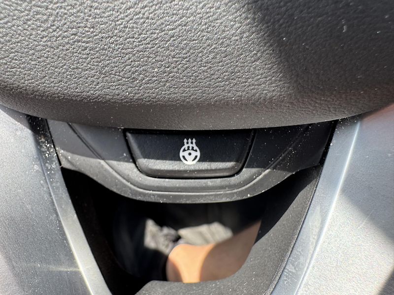 BMW i4 eDrive 40 Tažné Keyless SoH 94 - fotka 18 z 25