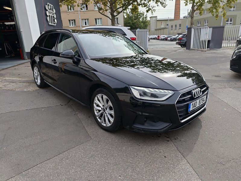 Audi A4 Avant (2021) 40 TDI quattro  - fotka 2 z 25
