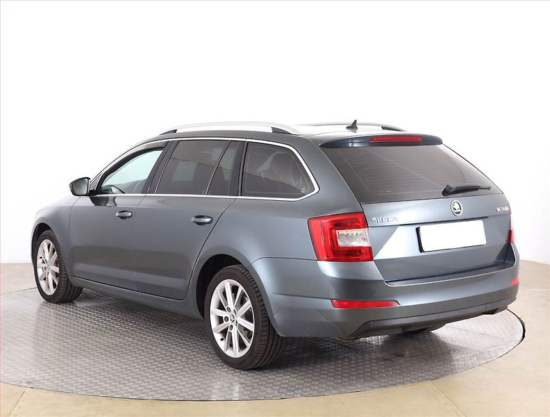 Škoda Octavia (2016) Style 2.0 TDI, Automat - fotka 4 z 19