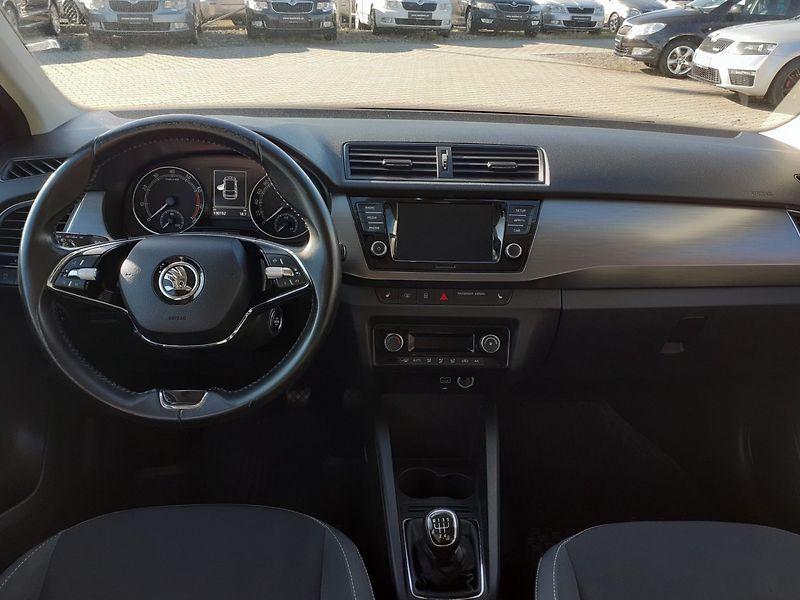 Škoda Fabia (2021) KOMBI 1.0 TSi STYLE - fotka 7 z 36