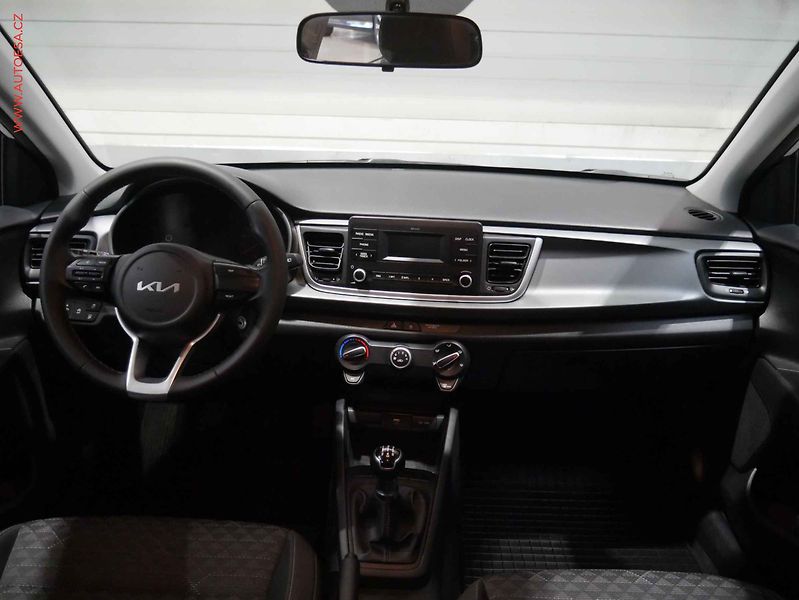 Kia Rio (2022) 1.2 i, 1.maj,ČR, AC, park - fotka 8 z 18