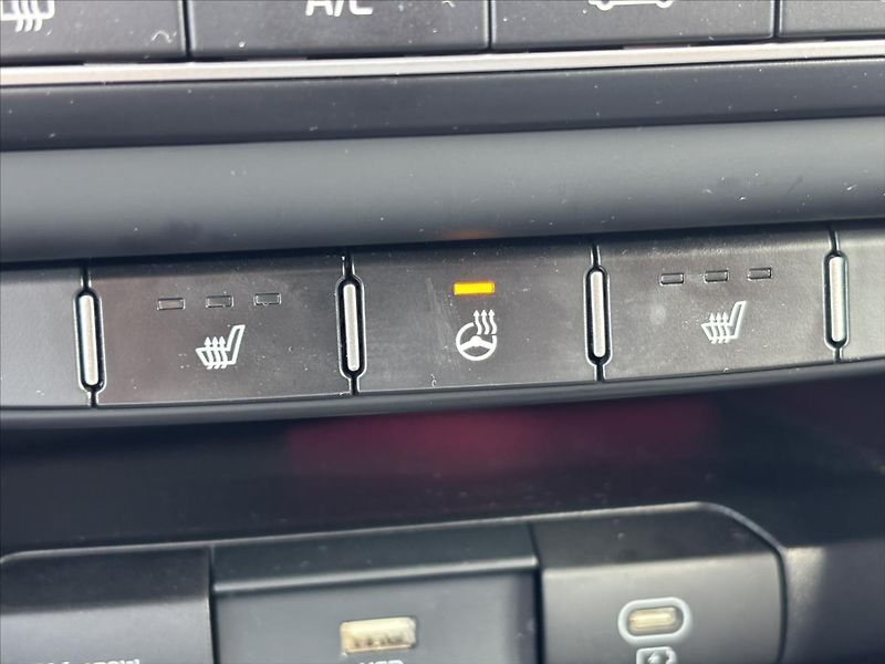 Kia Ceed 1,0 TGDi SPIN ZÁRUKA CARPLAY - fotka 26 z 36
