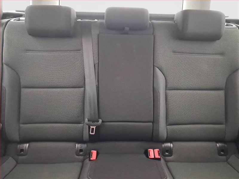 Volkswagen Golf (2014) 1.6 TDI, Serv.kniha, Tempomat - fotka 10 z 18