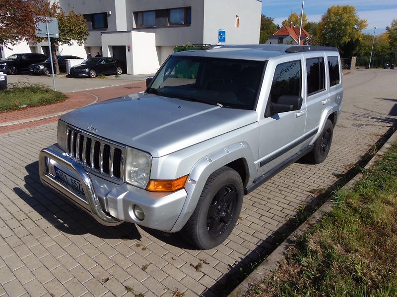 Jeep Commander (2007) 3.7 4x4 7 míst LPG n. nádrž - fotka 1 z 24