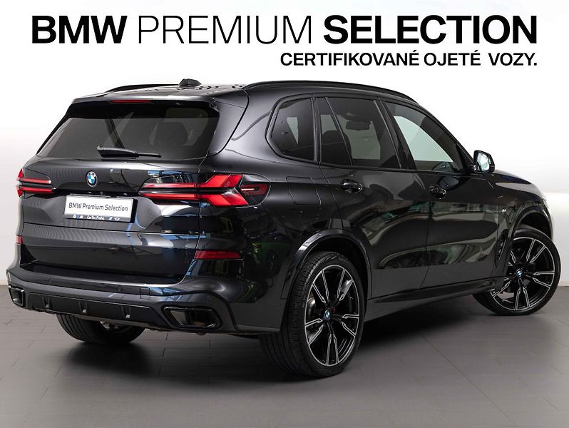 BMW X5 xDrive30d - fotka 5 z 22