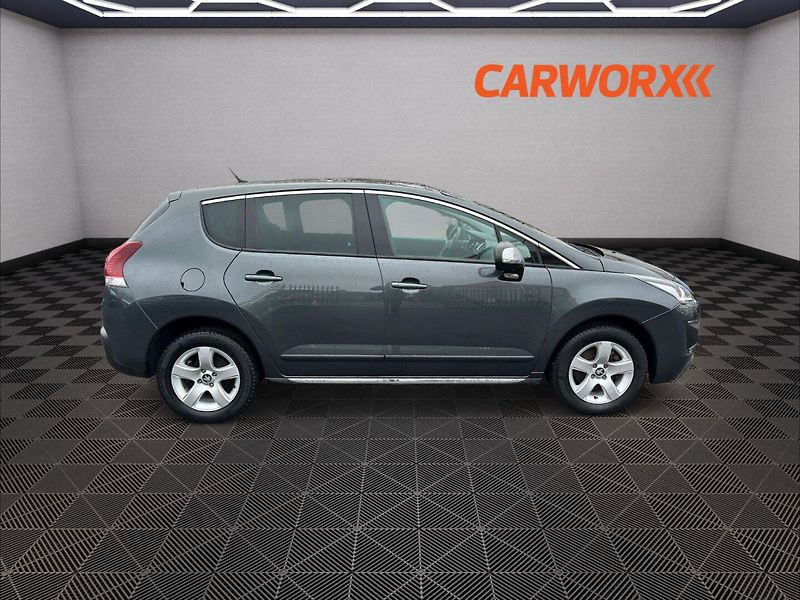Peugeot 3008 (2015) 2.0Hdi 110kw Allure - fotka 8 z 22