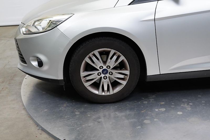 Ford Focus - fotka 10 z 22