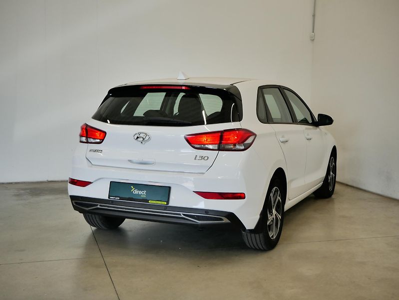Hyundai i30 - fotka 2 z 6