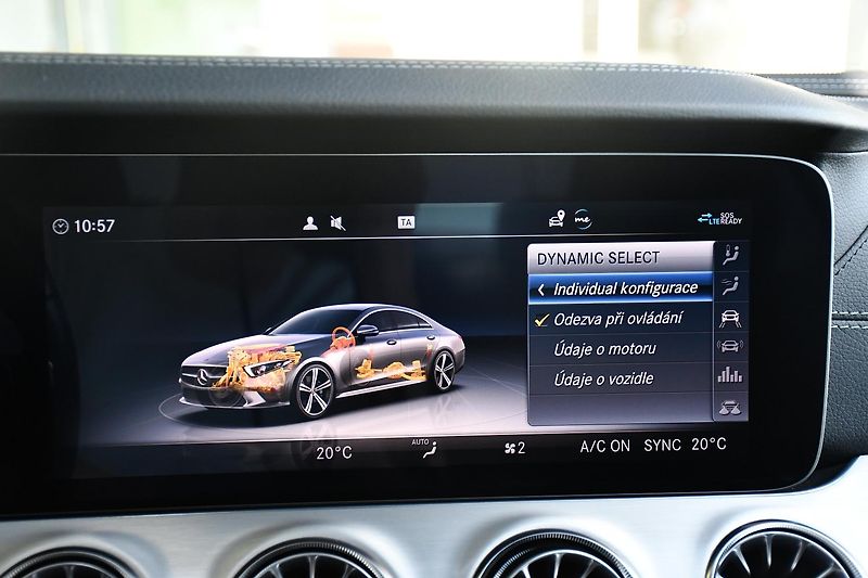 Mercedes-Benz CLS 350D AMG 4MATIC - fotka 34 z 43
