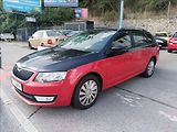 Škoda Octavia 2,0 TDi kombi  Ambition - náhled 3