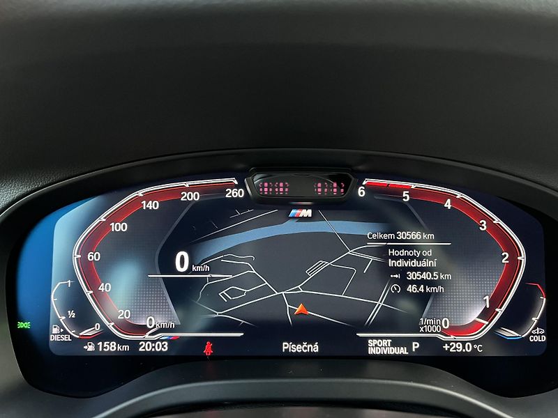 BMW X4 (2024) 3,0xD ///M 210Kw,TZ,webas,ACC - fotka 21 z 47