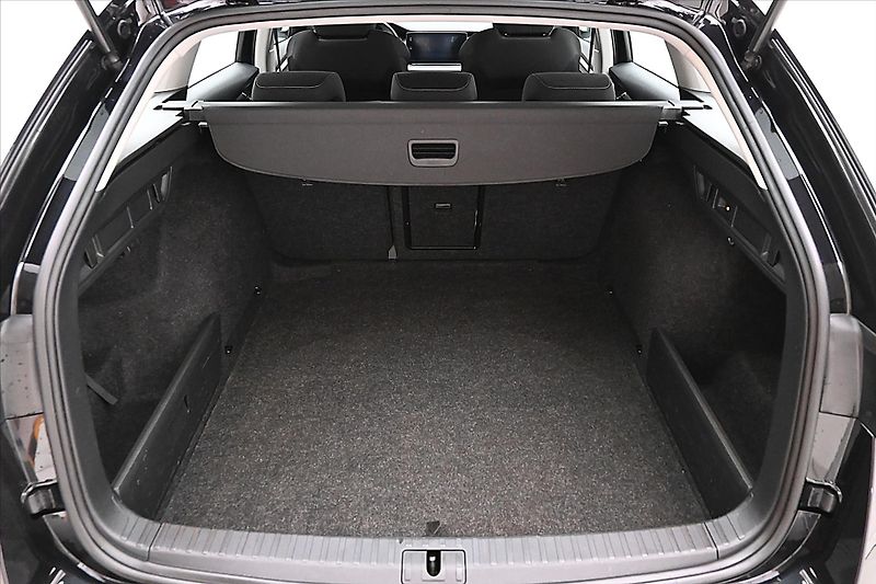 Škoda Octavia 1,0 TSI 81kW M-HEV DSG Záruka - fotka 10 z 30
