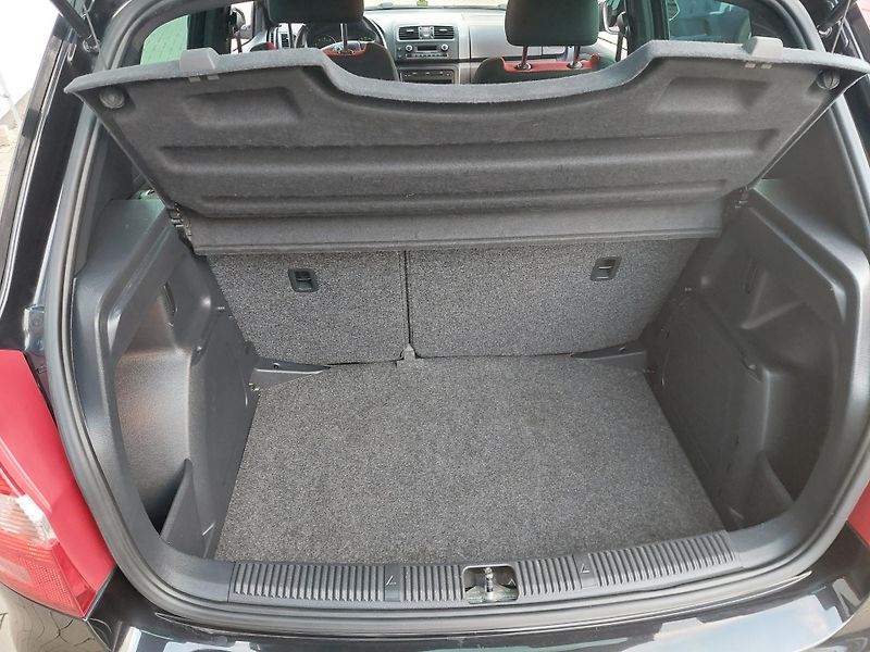 Škoda Fabia (2012) Monte Carlo 1,2TSi Zadáno!! - fotka 26 z 35