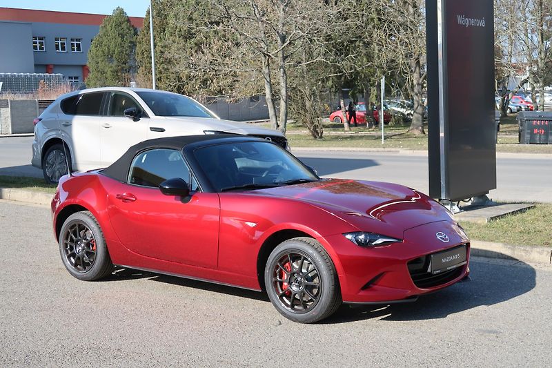 Mazda MX-5 (2026) 1,5 Skyactiv G132 Homura - fotka 5 z 29
