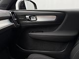 Volvo XC40 B4 DARK ULTRA REZERVACE - náhled 31