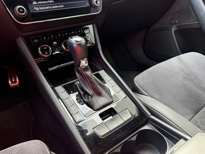 Škoda Superb Sportline2.0 TSI 162kw DSG - fotka 18 z 24