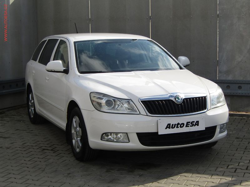 Škoda Octavia (2012) 1.6 TDi, ČR, Ambition - fotografie inzerátu